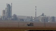 �imento fabrikas� de�il ter�r yuvas�... Lafarge'�n Suriye'deki yeri g�r�nt�lendi
