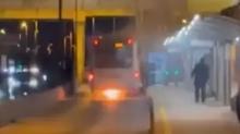 �stanbul'da ula��m �ilesi! Metrob�s�n motoru yand�