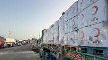 T�rkiye'den Gazze'ye 1400 tonluk insani yard�m Refah'a ula�t�