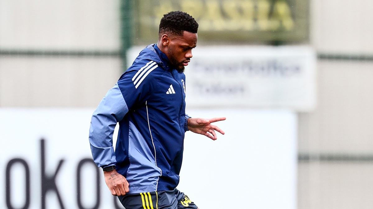 fenerbahce uefa haz�rl�k foto�raflar� resimleri