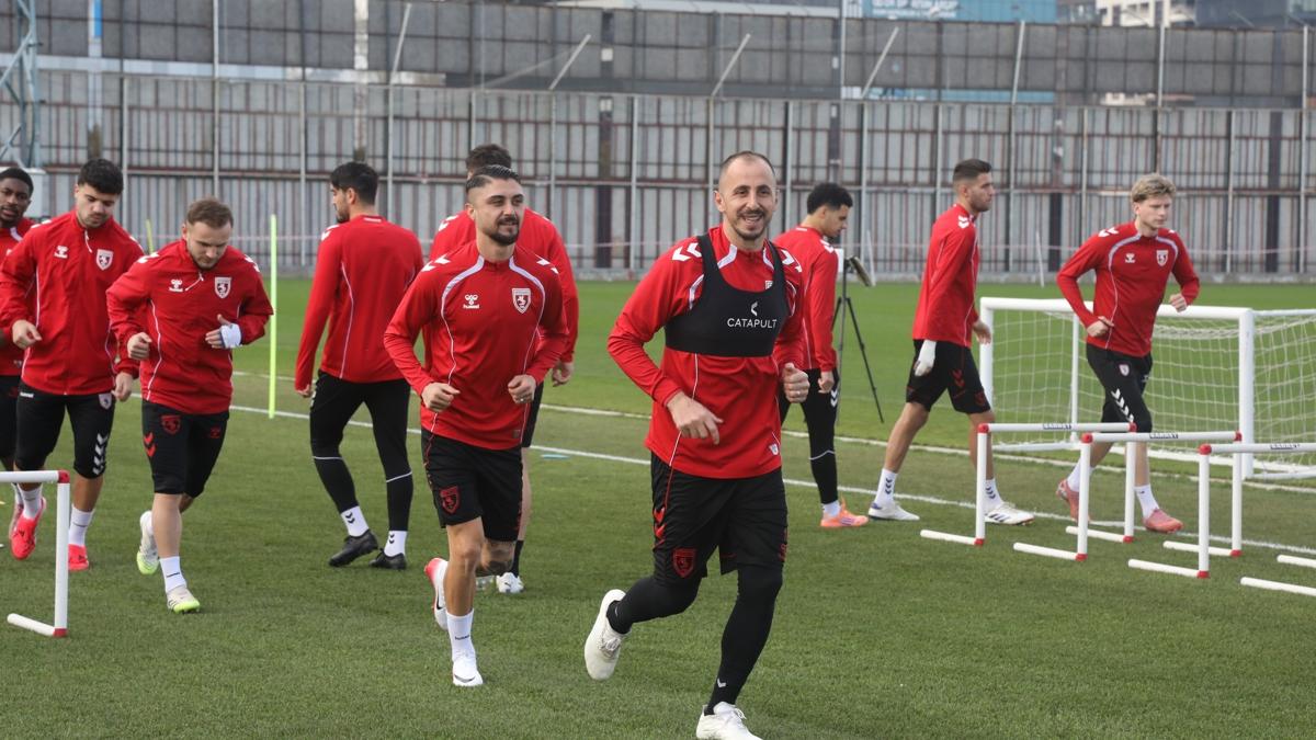 Trendyol S�per Lig  Samsunspor haz�rl�k  Kas�mpa�a ma�� foto�raflar� resimleri