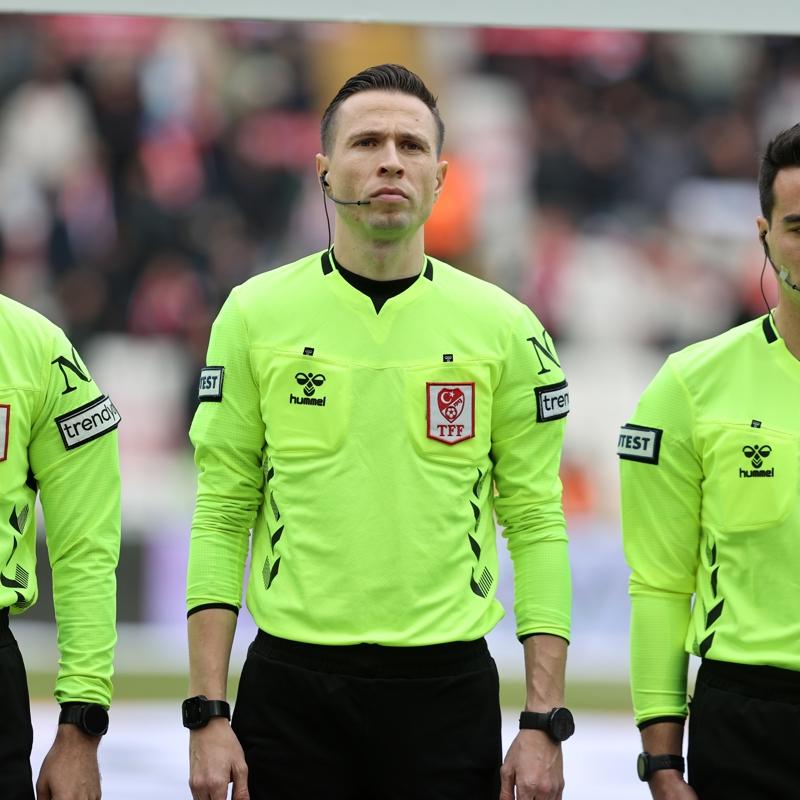 Galatasaray-Kayserispor ma��n� Adnan Deniz Kayatepe y�netecek