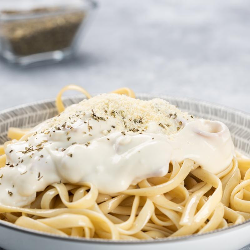 Makarnan�n yan�nda yo�urt yemenin 5 faydas�