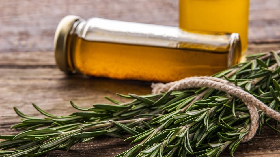 Sa��n tek malzemelik re�etesi: Sa�lar k�k�nden f��k�r�yor