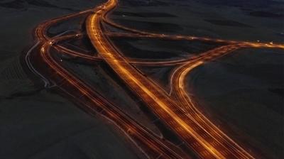 T�rkiye'nin b�l�nm�� yollar� d�nyay� �evreliyor! 30 bin kilometre a��ld�