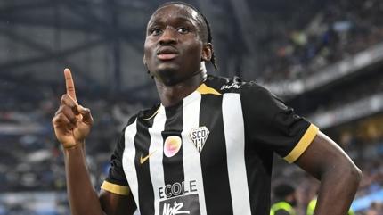 Fenerbah�e'den s�rpriz forvet hamlesi! Frans�zlar duyurdu