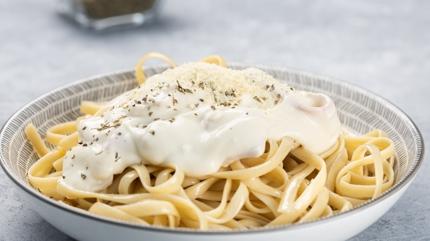 Makarnan�n yan�nda yo�urt yemenin 5 faydas�