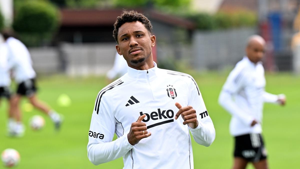 be�ikta� transfer uduokhai foto�raflar� resimleri