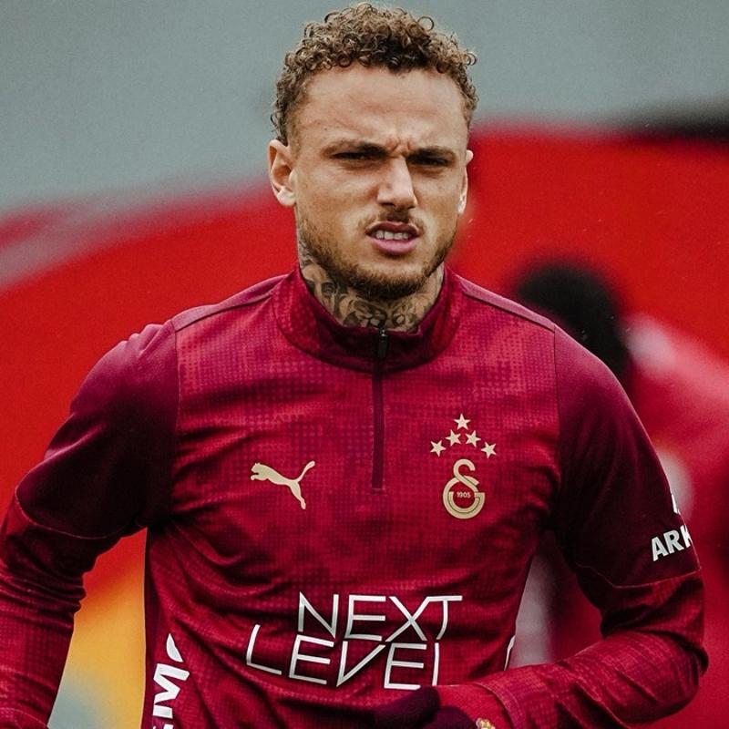 Galatasaray'da Noa Lang, mesaiye ba�lad�