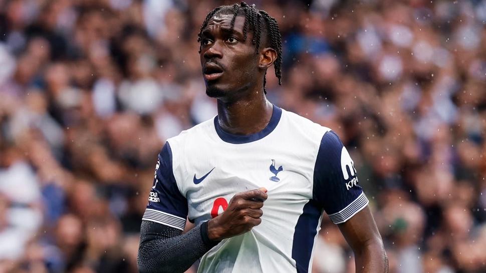 Sonunda S�per Lig'e geliyor! Yves Bissouma'y� duyurdular: U�ak, �stanbul'a iniyor