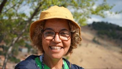 Y�netmen Hilal �elenk, ilk filmi Heyelan'da evlad�n� kaybeden annelerin ac�lar�n� anlat�yor