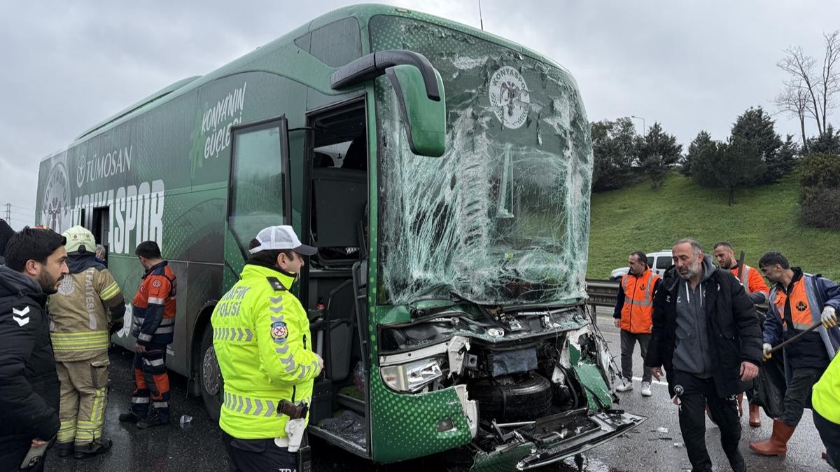 konyaspor kaza futbol foto�raflar� resimleri