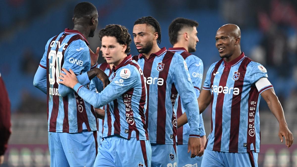 trabzonspor s�per lig antalyaspor foto�raflar� resimleri