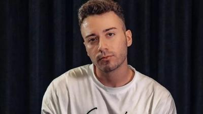 Enes Batur'dan yakalama karar� sonras� ilk a��klama: '�lkeme d�nece�im'