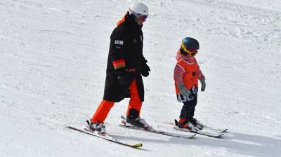 Kars Sar�kam��'ta kar tatili yo�unlu�u ya�an�yor!