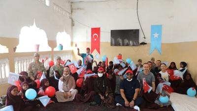 MSB payla�t�: Somali'de 167 ��renciye sa�l�k taramas� yap�ld�