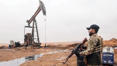 YPG, petrol sahalar�ndan 10 g�n i�inde �ekilecek