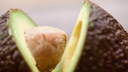 Ebru �all�'n�n 1 numaral� ���n s�rr�: Kahvalt�da avokado ve ceviz yemenin 10 faydas�