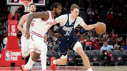 Houston Rockets, Dallas Mavericks'i yendi