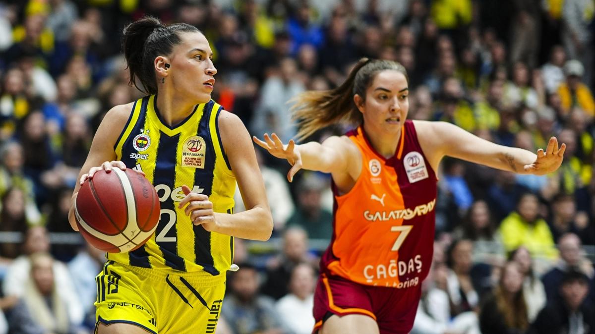 Fenerbah�e Opet Kad�nlar Basketbol Galatasaray �a�da� Faktoringi foto�raflar� resimleri
