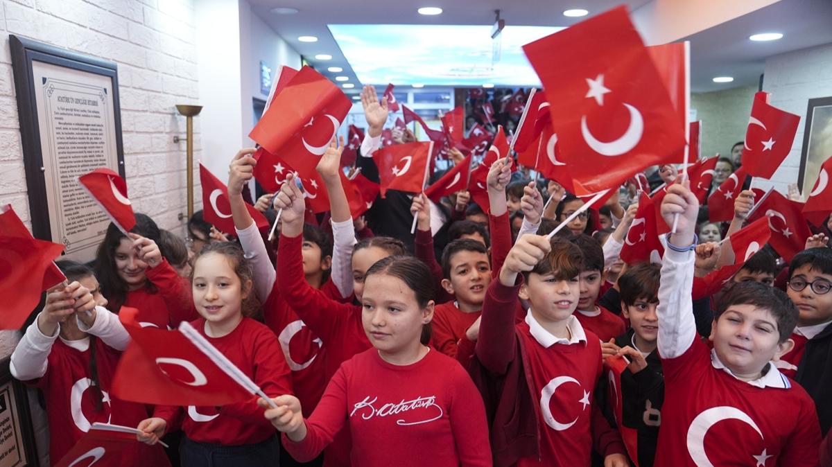 Yar�y�l Tatil T�rk bayra�� foto�raflar� resimleri