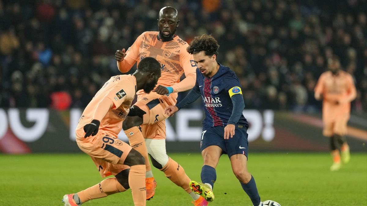 be�ikta� sangatne transfer foto�raflar� resimleri