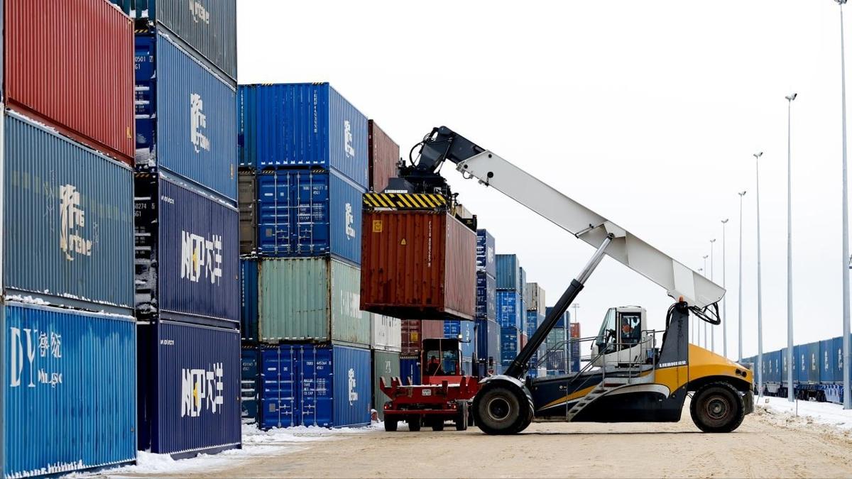 otomotiv end�strisi en fazla ihracat y�ksek gelir foto�raflar� resimleri