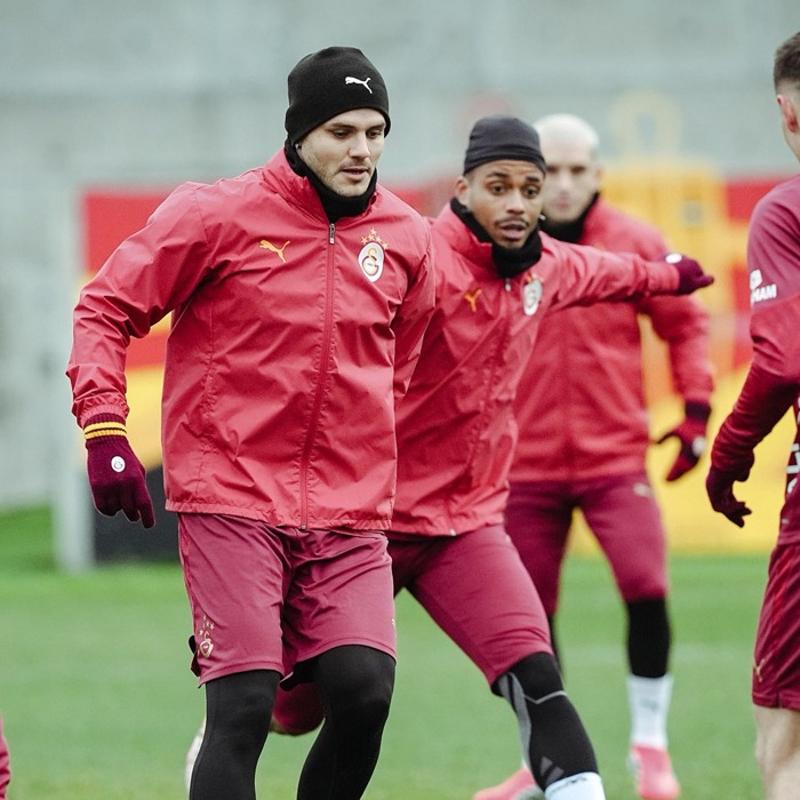 Galatasaray, �stanbulspor ma��na haz�r