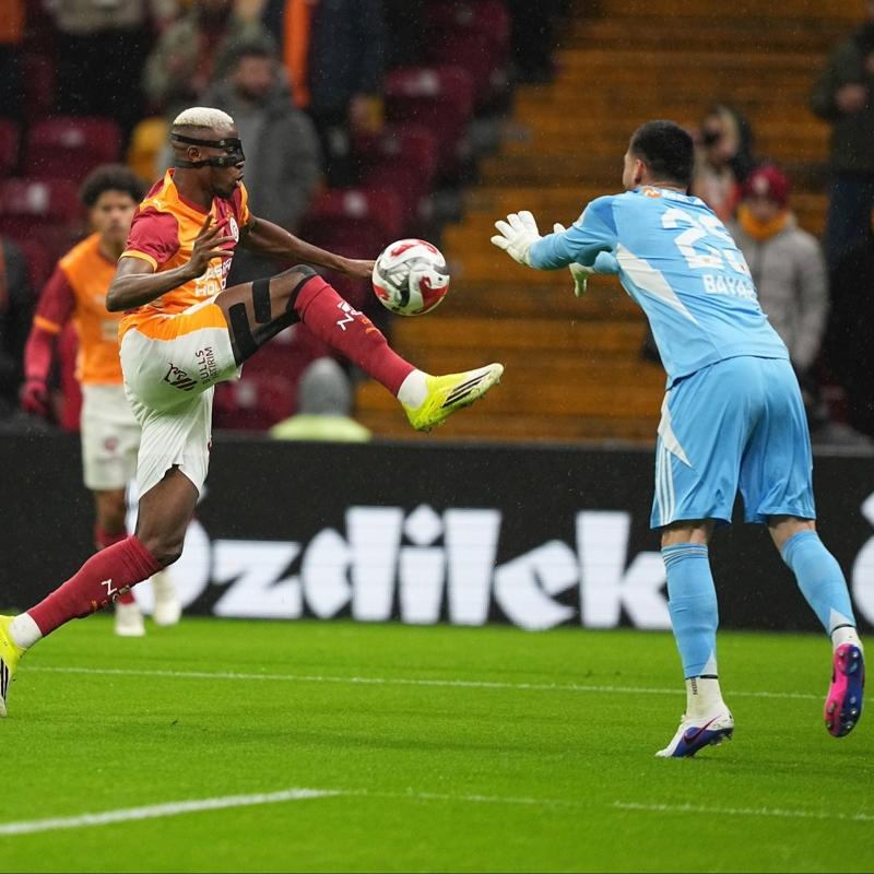 Galatasaray, Kayserispor'a yine 4 gol att�