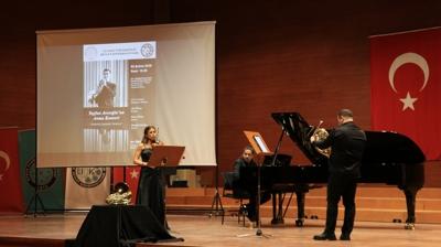 L�semili �ocuklar i�in sahneye ��kt�lar