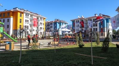 Deprem vurdu, devlet aya�a kald�rd�! Diyarbak�r'da 17 bin konutla b�y�k d�n���m