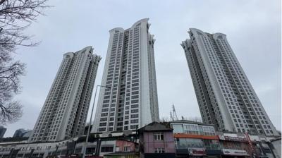 �stanbul'un g�be�inde korkun� facia! �ocuk 30'uncu kattan d��t�