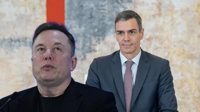 Sosyal medya yasas� ortal��� kar��t�rd�!  Musk'tan Sanchez'e sert hakaret