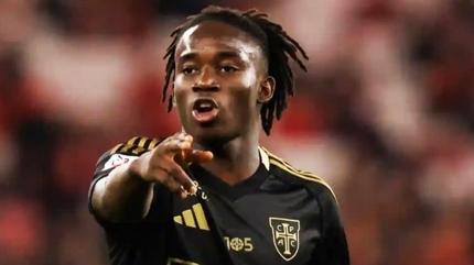 Galatasaray'dan gelece�e yat�r�m: Renato Nhaga �stanbul'a geliyor