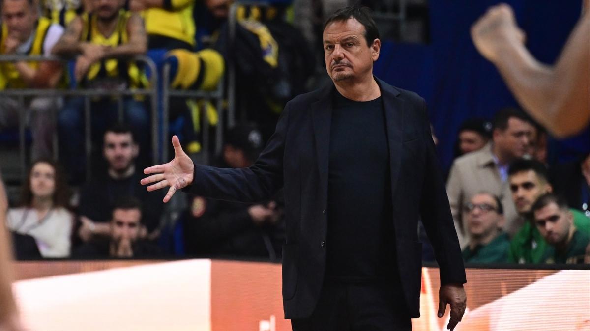 Ataman hakl� tepki  Panathinaikos Aris Ergin Ataman foto�raflar� resimleri