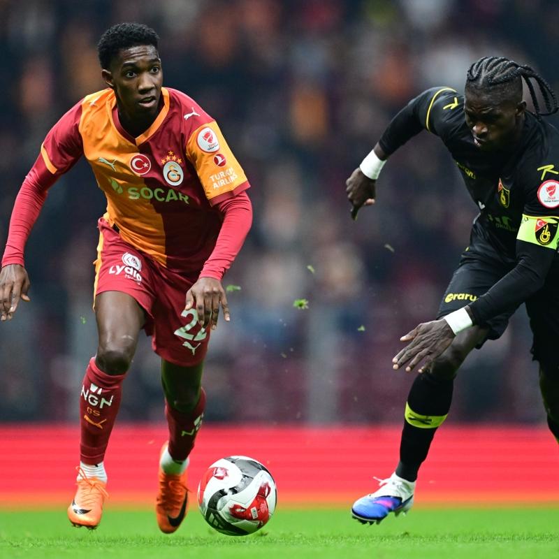 Yaser Asprilla, ilk kez 11'de forma giydi