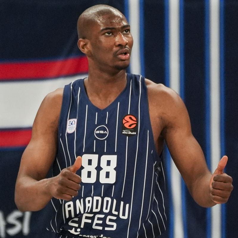 Anadolu Efes, sahas�nda Zalgiris'i konuk edecek