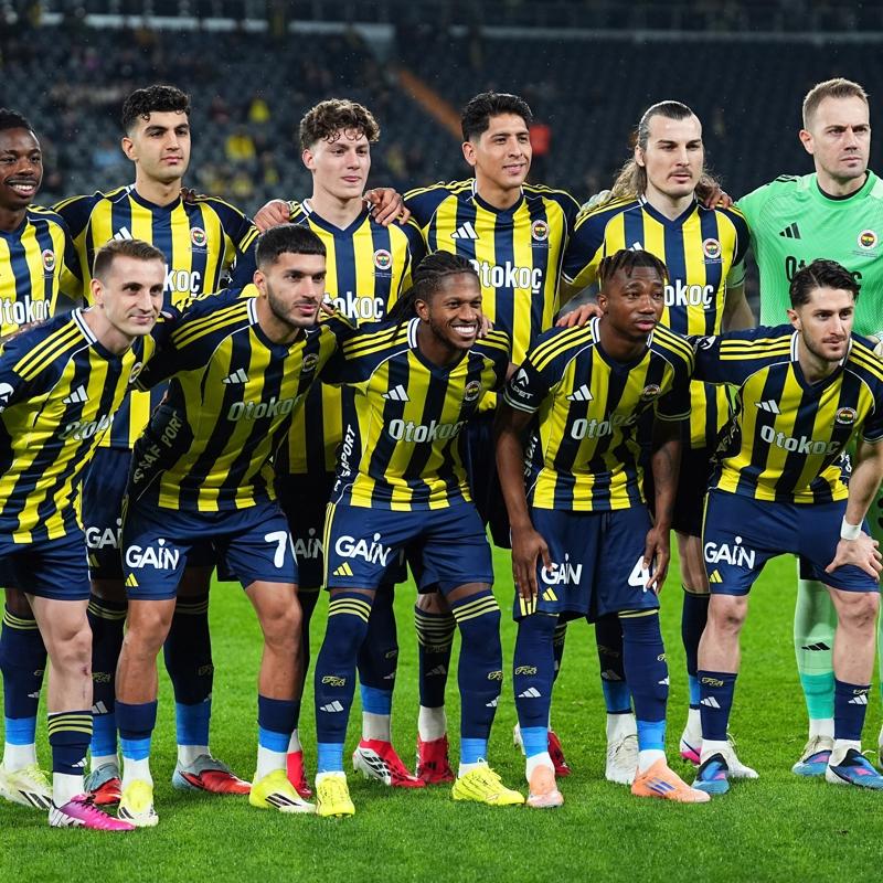 Kamil Efe �regen, Fenerbah�e'de ilk kez 11'de sahaya ��kt�