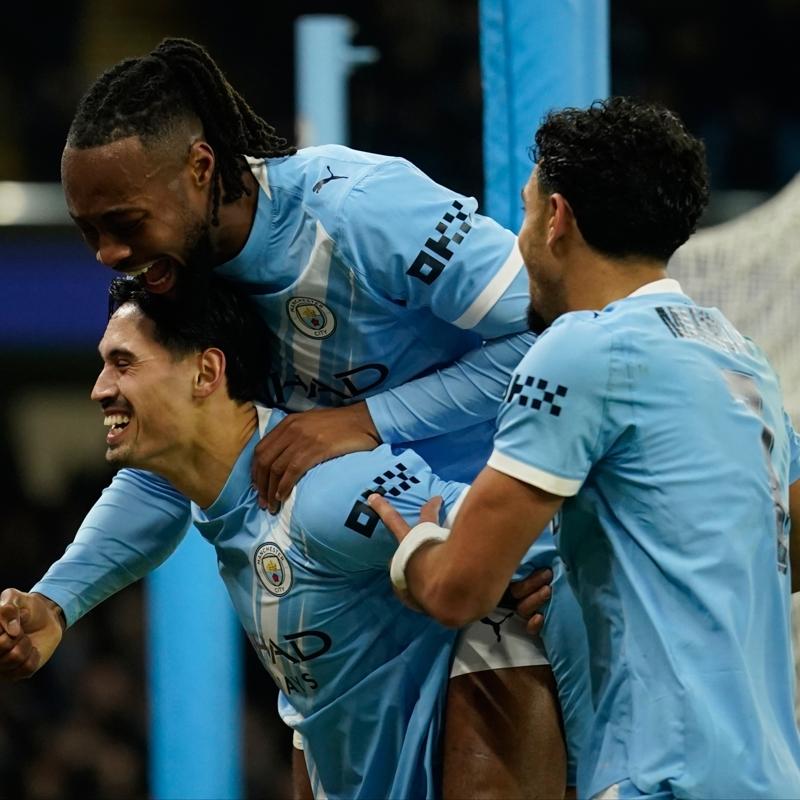 Manchester City, kupada finalde!