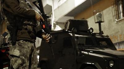 DEA� ��phelisi ka�ak g��menlerin aras�ndan ��kt�