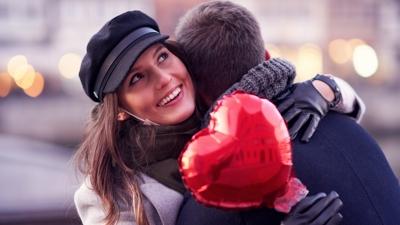 G�z bebekleri yalan s�ylemez: Birinin size a��k oldu�unu g�steren 3 bilimsel kan�t