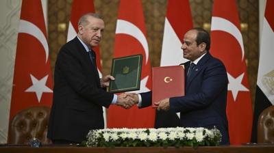 Tel Aviv'den T�rkiye itiraf�: Do�u'nun ve Bat�'n�n g�venilir liman�