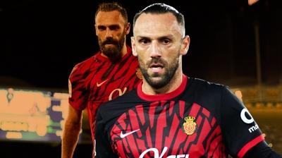 Transferde son g�n bombas�! Vedat Muriqi'yi resmen duyurdular