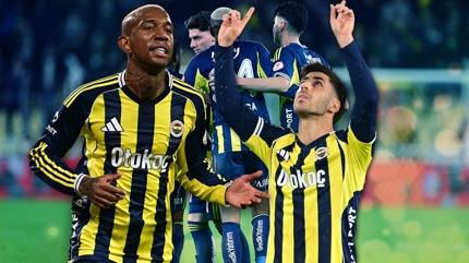 Kad�k�y'de golc�ler sahnede! Fenerbah�e ikinci yar�da a��ld�