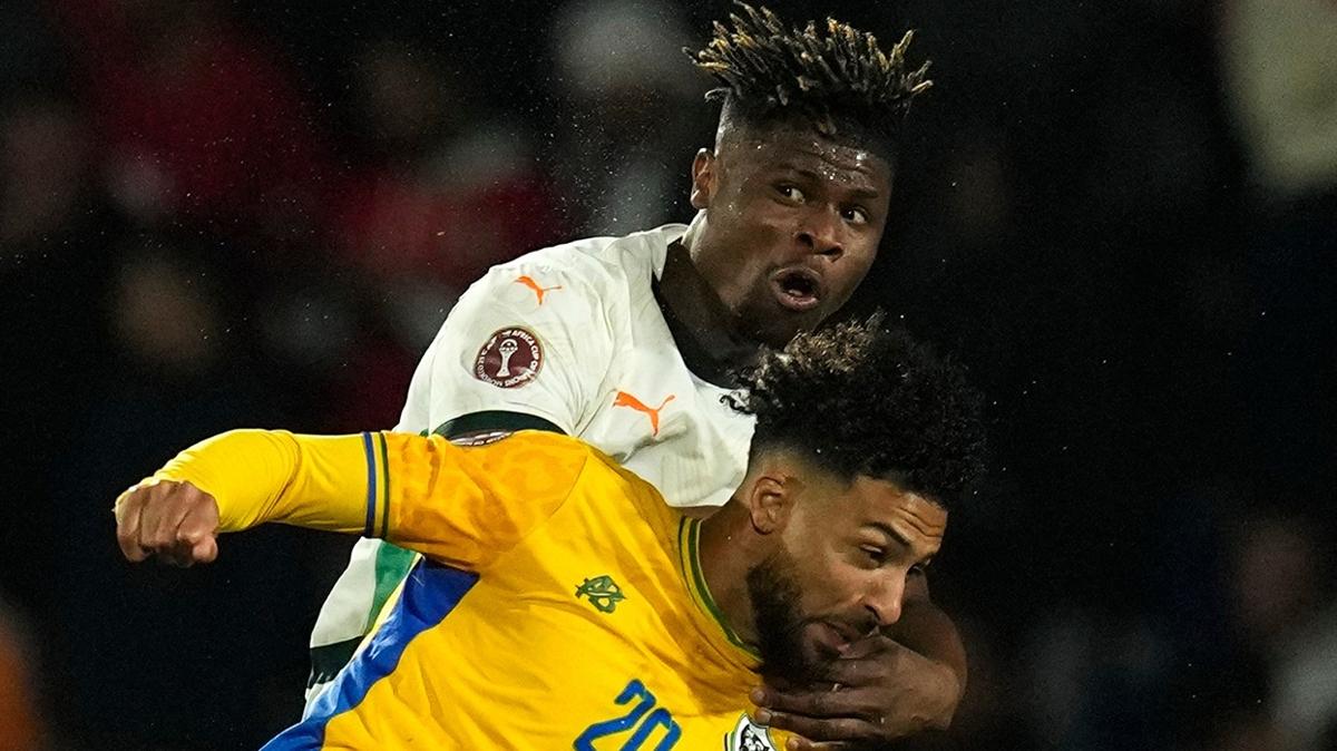 be�ikta� agbadou transfer foto�raflar� resimleri