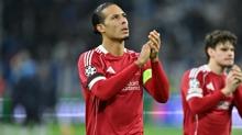 Arne Slot'tan Virgil van Dijk'�n gelece�i i�in a��klama