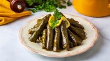 Men�n�n lideri zeytinya�l� dolma tarifi! ��i �i� kalmas�n, d��� par�alanmas�n