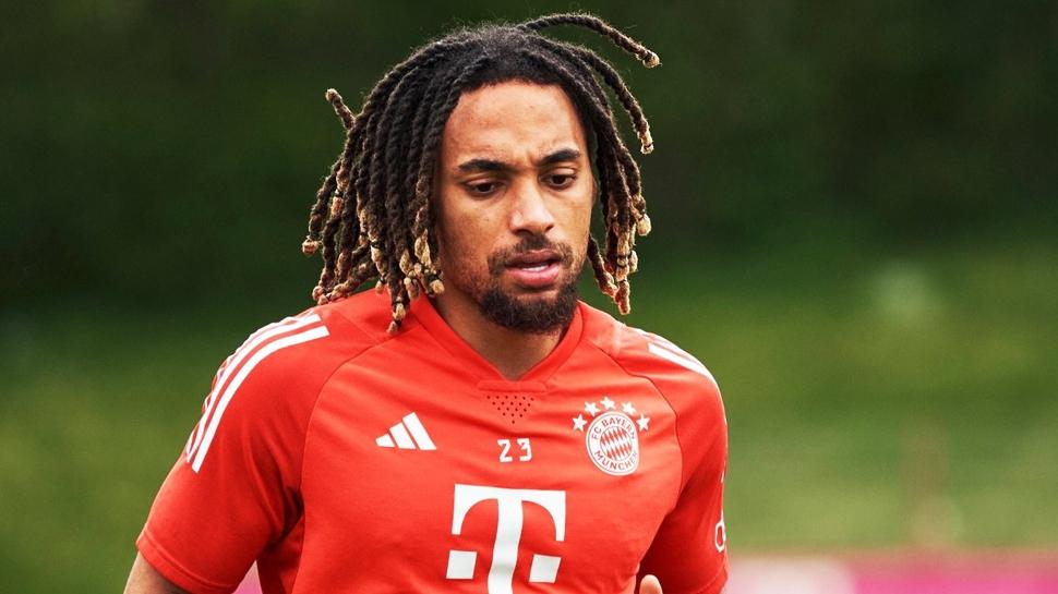 Yuvana ho� geldin Sacha Boey! Son dakika olarak duyurdular