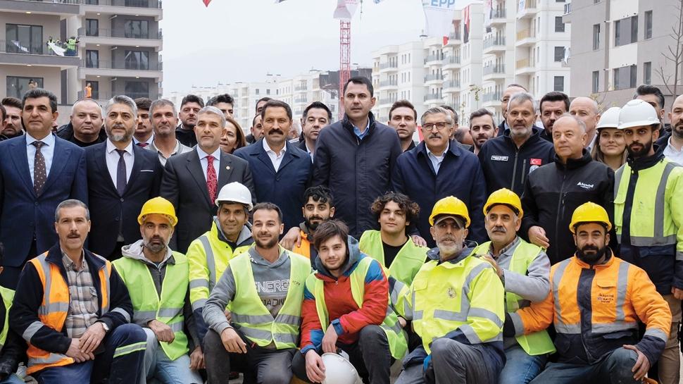 Asr�n felaketinden asr�n in�as�na