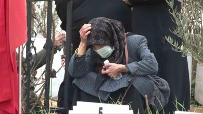 Deprem �ehitli�ine duygusal ziyaret